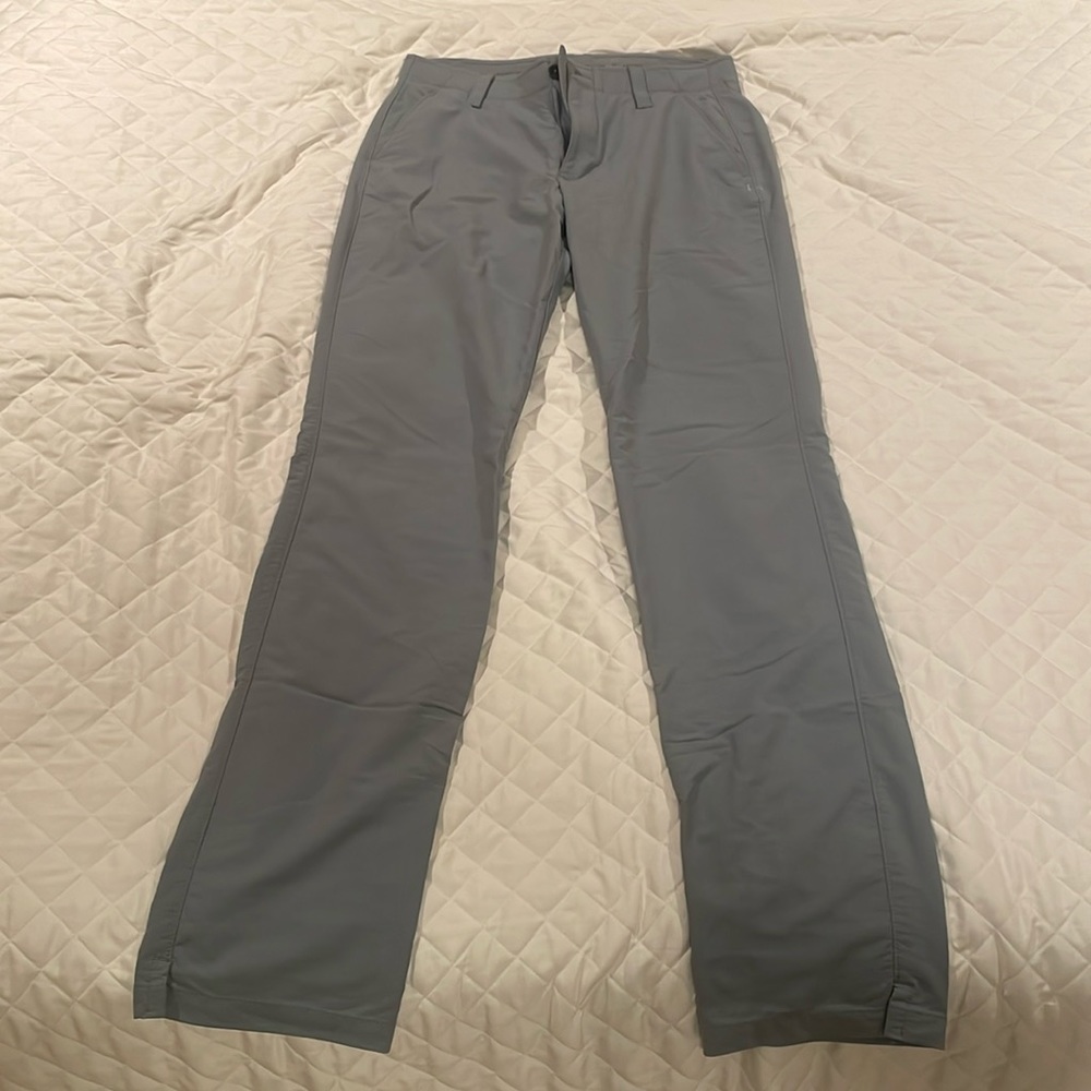 UNDER ARMOUR MENS GOLF SHORTS 32x36